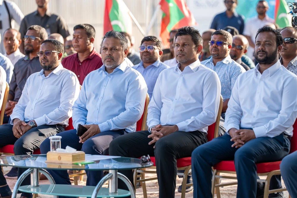 photo for ގދ. ފިޔޯރީގައި ގާއިމްކުރާ ދަޅުމަސް ބަންދުކުރާ ކާރުހާނާގެ ބަނދަރު ހެދުމުގެ މަޝްރޫޢު